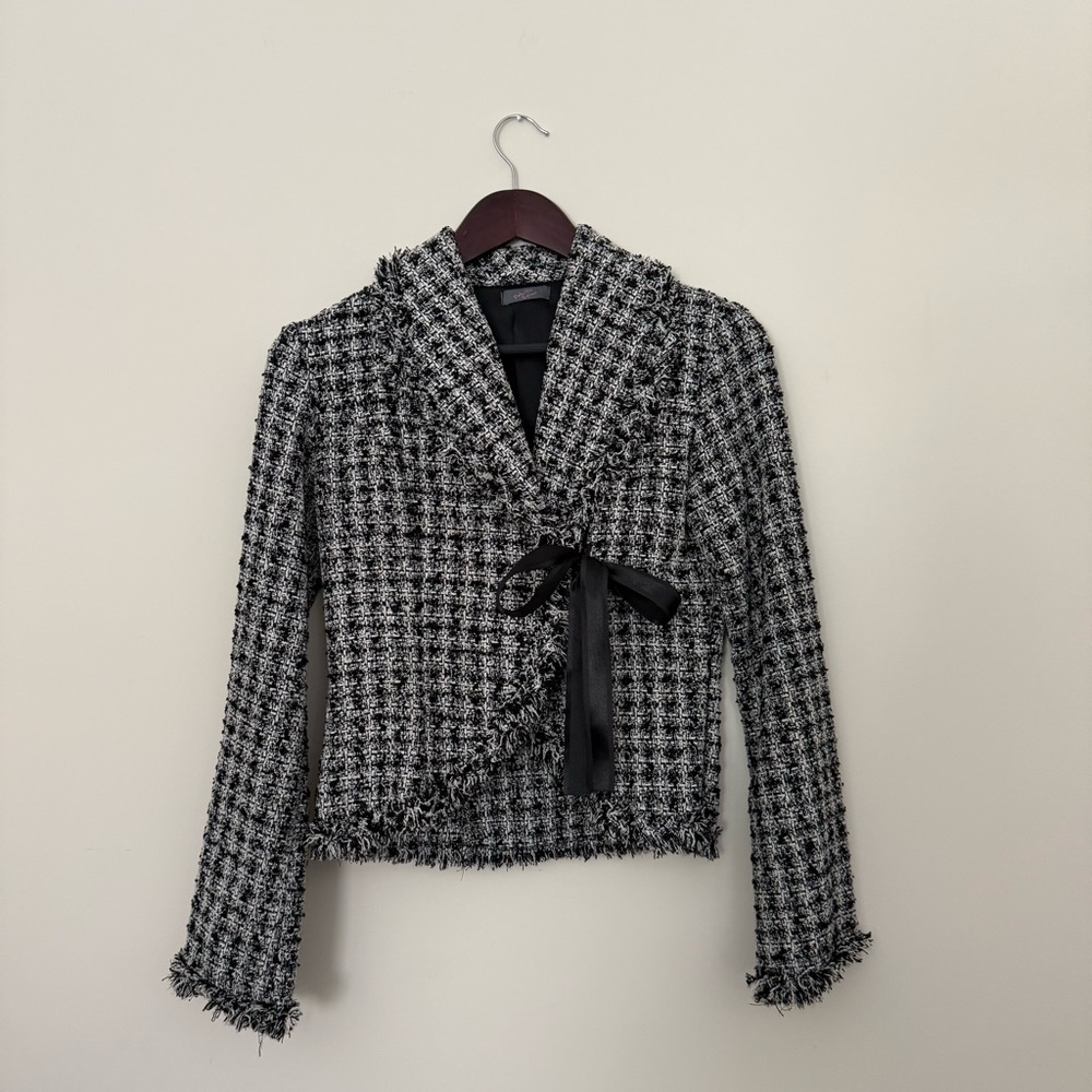 Women’s Classic Black and White Houndstooth Blazer with Notched Lapel Size Small